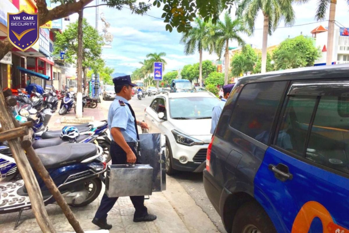 Bảo vệ mục tiêu di động